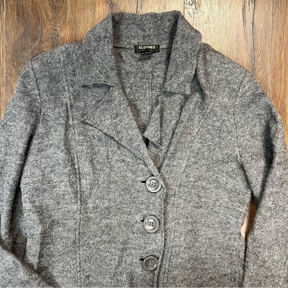 Clothes by REVUE gray button up 100% wool sweater blazer SZ LG - Picture 2 of 3